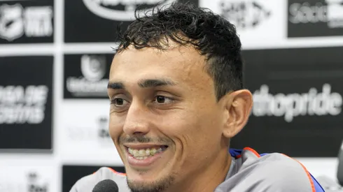 Pituca joga muita bola Foto: Fernanda Luz/AGIF