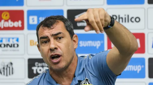 RS - Caxias do Sul - 26/09/2021 - BRASILEIRAO A 2021, JUVENTUDE X SANTOS Fabio Carille, tecnico do Santos, da entrevista apos a derrota por 3 a 0 para o Juventude, no Estadio Alfredo Jaconi, pelo Campeonato Brasileiro A de 2021. Foto: Luiz Erbes/AGIF