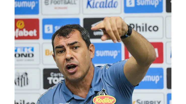 RS - Caxias do Sul - 26/09/2021 - BRASILEIRAO A 2021, JUVENTUDE X SANTOS Fabio Carille, tecnico do Santos, da entrevista apos a derrota por 3 a 0 para o Juventude, no Estadio Alfredo Jaconi, pelo Campeonato Brasileiro A de 2021. Foto: Luiz Erbes/AGIF