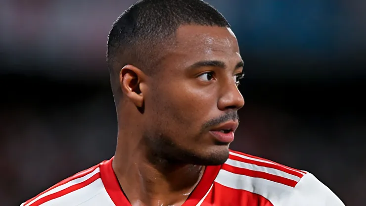 Foto: Luciano Bisbal/Getty Images - De la Cruz em partida pelo River Plate no Campeonato Argentino
