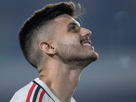 Substituto de Beraldo: Zagueiro da Europa ex-Corinthians pode ser contratado pelo São Paulo