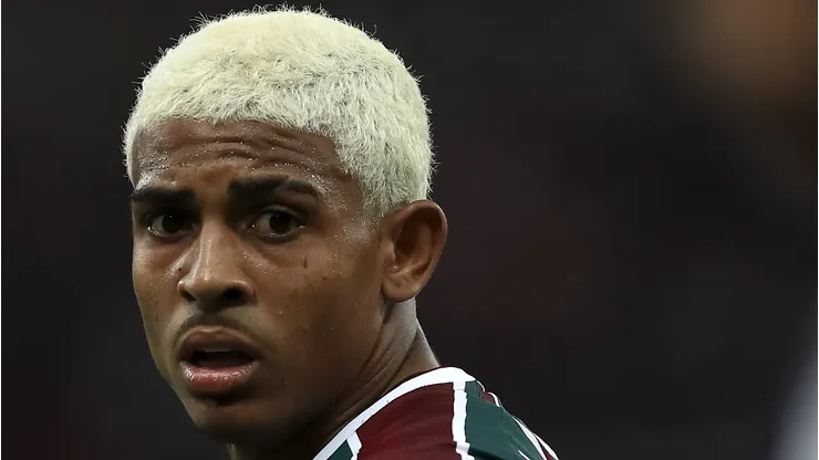 situação de John Kennedy vaza nos bastidores do Fluminense