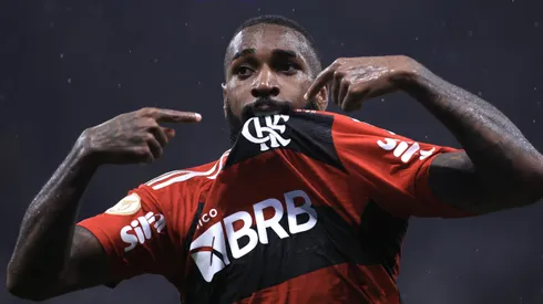 Gerson jogador do Flamengo comemora seu gol durante partida contra o Corinthians no estadio Arena Corinthians pelo campeonato Brasileiro A 2023. Marcello Zambrana/AGIF