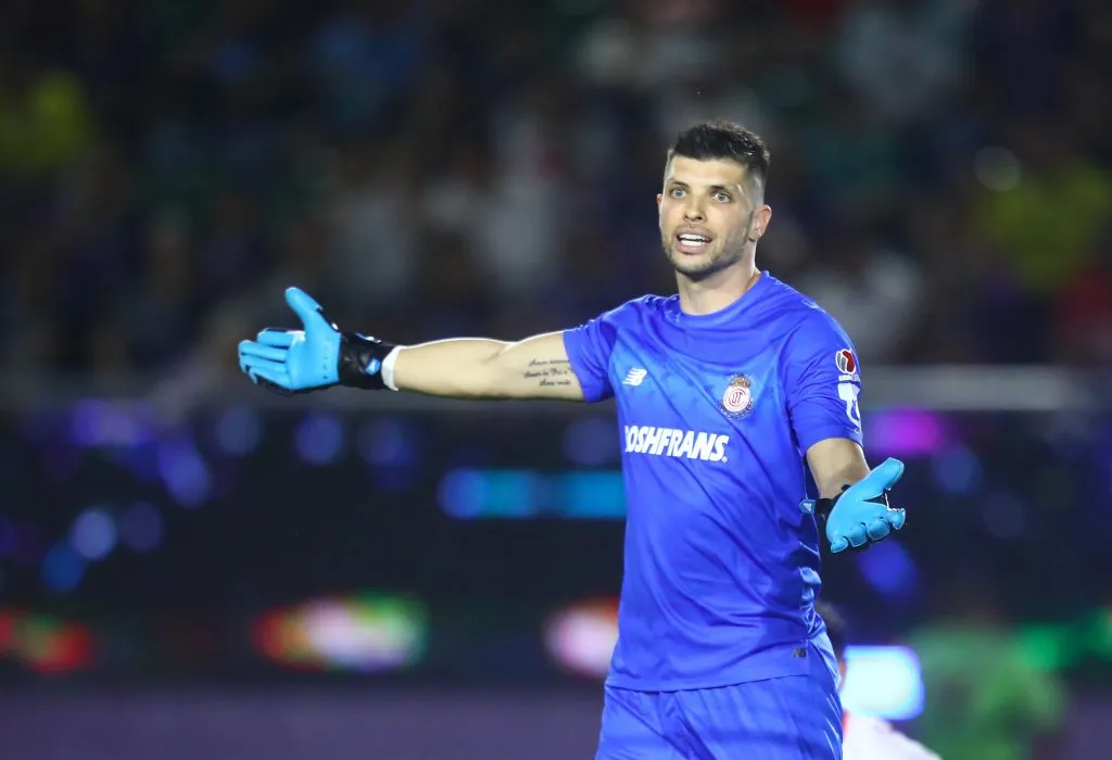 Tiago Volpi pelo Toluca. (Photo by Sergio Mejia/Getty Images)