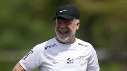 O Timão foi atrás de desejo de Mano Menezes no mercado - Foto: Agência Corinthians - Rodrigo Coca