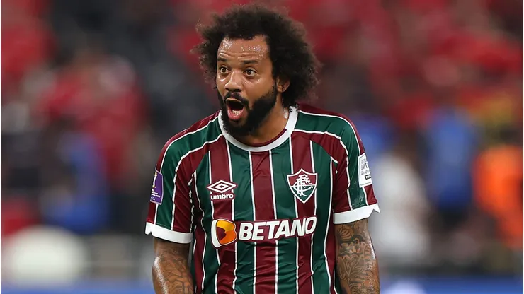 Marcelo sofreu penalidade que resultou no primeiro gol do Flu na vitória sobre Al Ahly - Foto: Francois Nel/Getty Images)