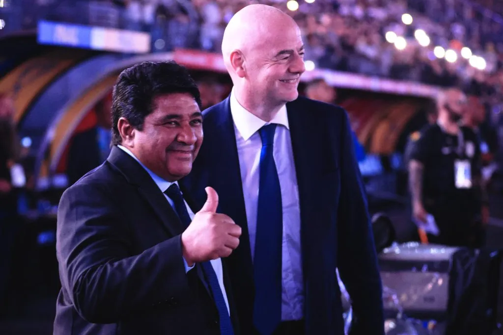 SP – Sao Paulo – 12/10/2022 – COPA DO BRASIL 2022 FINAL, CORINTHIANS X FLAMENGO – Gianni Infantino presidente da FIFA e Ednaldo Rodrigues presidente da CBF antes de partida entre Corinthians e Flamengo pelo campeonato Copa do Brasil 2022. Foto: Ettore Chiereguini/AGIF