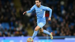 Foto: Alex Livesey/Getty Images - Bernardo Silva em partida pelo Manchester City