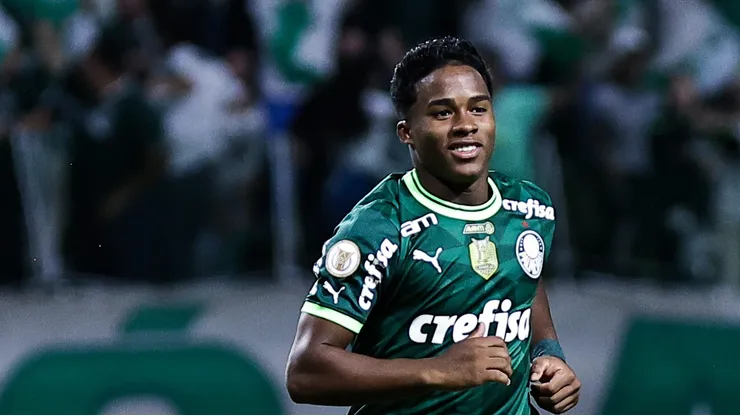 Endrick jogador do Palmeiras comemora seu gol durante partida contra o America-MG no estadio Arena Allianz Parque pelo campeonato Brasileiro A 2023. Foto: Fabio Giannelli/AGIF