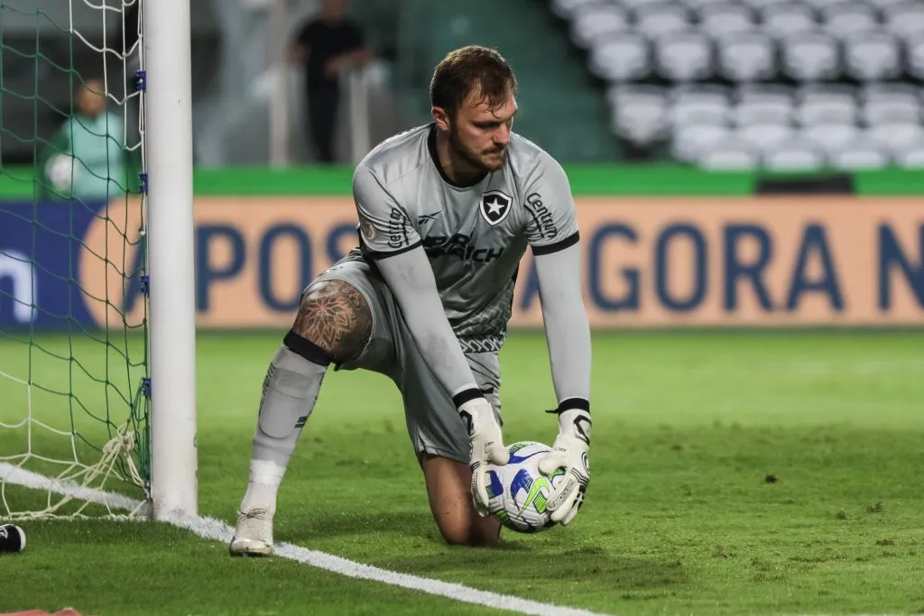 Lucas Perri será atleta do Lyon, da França. Foto: Robson Mafra/AGIF