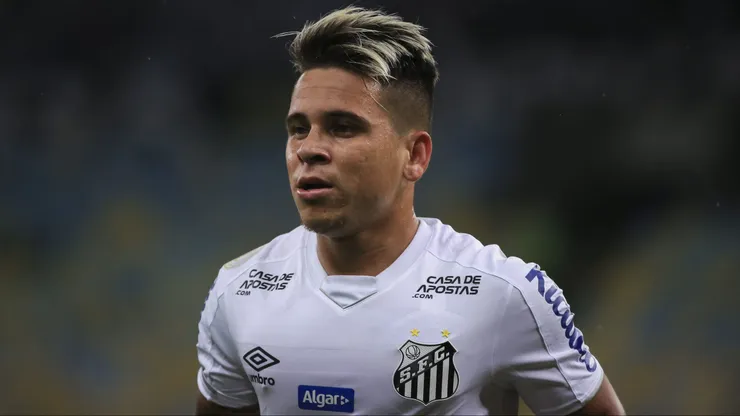 Soteldo atuando pelo Santos. Foto: Bruna Prado/Getty Images