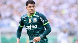 Foto: Marcello Zambrana/AGIF - Piquerez é titular absoluto da lateral-esquerda