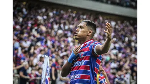 Foto: Lucas Emanuel/AGIF - Pedro Rocha em partida pelo Fortaleza