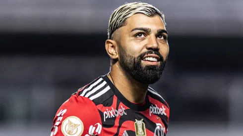 Gabriel Barbosa jogador do Flamengo durante partida contra o Santos no estadio Vila Belmiro pelo campeonato BRASILEIRO A 2023. Foto: Abner Dourado/AGIF