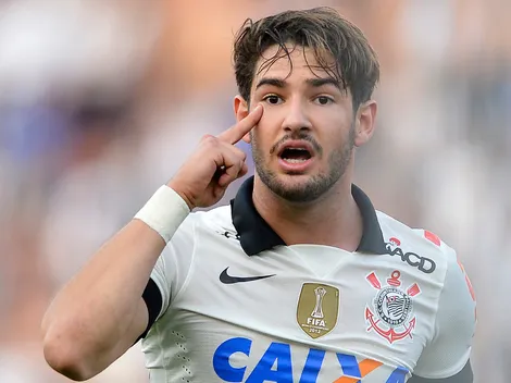 Especulado no Corinthians, Pato revela planos para o futuro