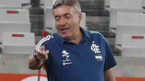 O Furacão tomou uma decisão sobre Domènec Torrent - Foto: Gabriel Machado/AGIF