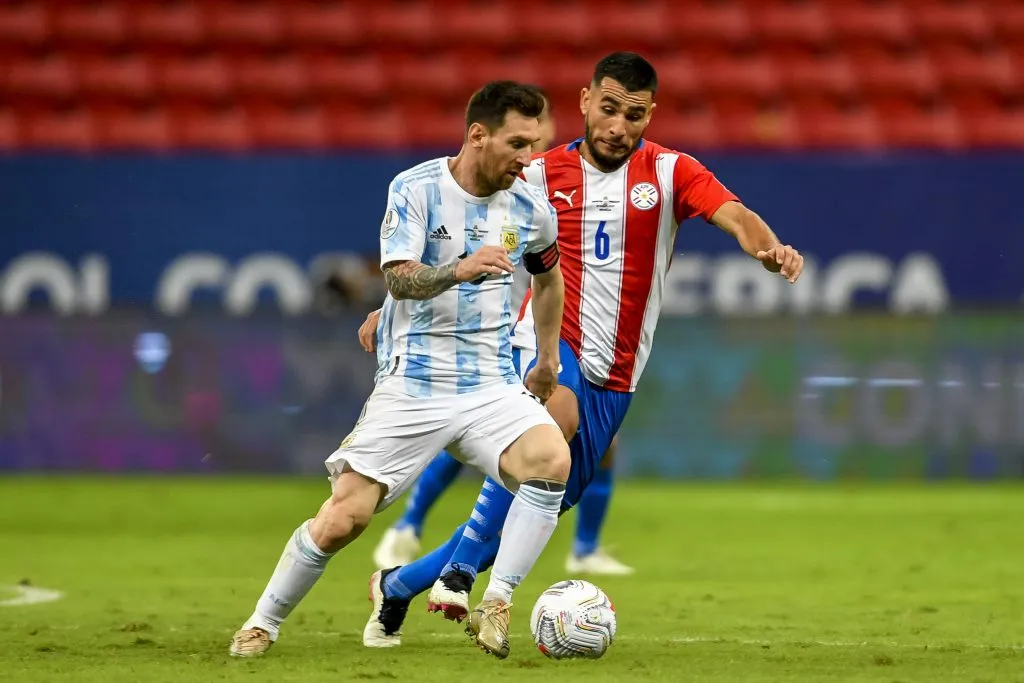 Júnior Alonso já defendeu as cores da Seleção Paraguai. Foto: Mateus Bonomi/AGIF