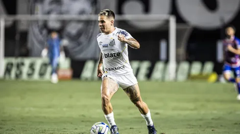 Torcida reage ao possível interesse em Soteldo. Foto: Abner Dourado/AGIF