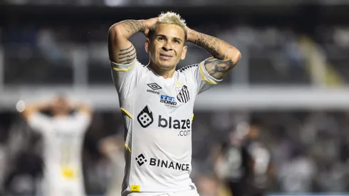 Atacante não está garantido em 2024. Foto: Abner Dourado/AGIF