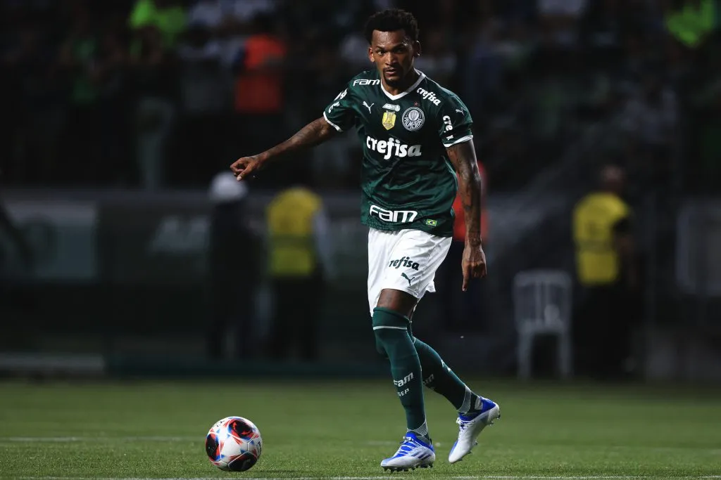 Jailson tem pouco tempo de contrato – Foto: Ettore Chiereguini/AGIF
