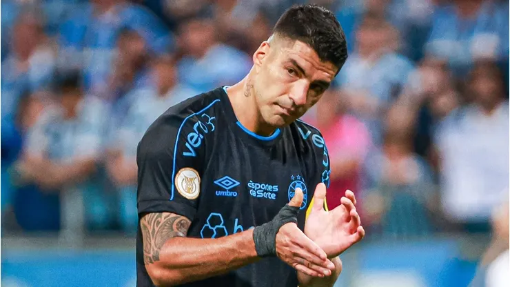 Suárez fez elogios ao possível reforço do Grêmio - Foto: Maxi Franzoi/AGIF