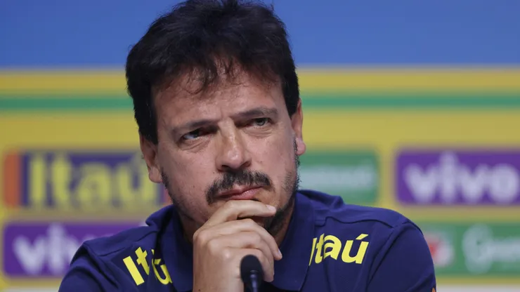 Fernando Diniz está na Arábia Saudita para disputar o Mundial com o Fluminense