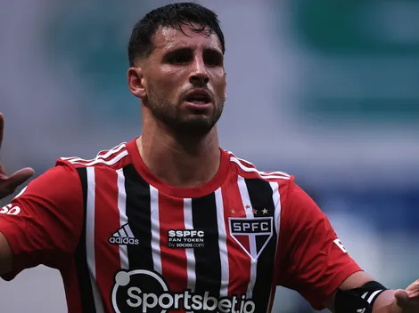 São Paulo não cumpre acordo com Calleri e atacante toma decisão