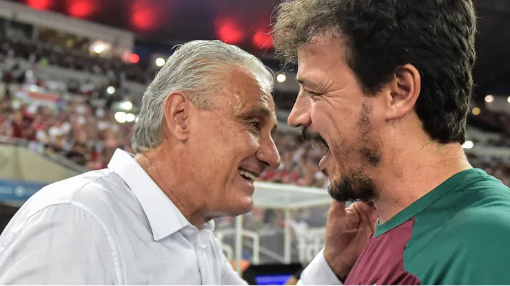 Foto: Thiago Ribeiro/AGIF - Tite e Fernando Diniz em partida entre Flamengo e Fluminense no Campeonato Brasileiro