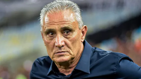 Tite pediu contratação de lateral no radar do Colorado - Foto: Thiago Ribeiro/AGIF