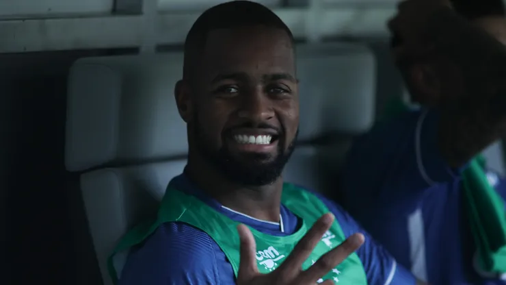 Dedé (foto) foi campeão da Copa do Brasil 2018 ao lado de Cacá, hoje na mira de Mattos no Vasco - Foto: Pedro Vale/AGIF