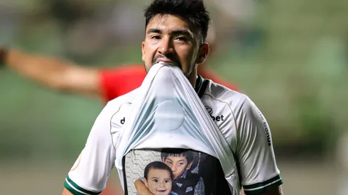 Moreno comemorando gol contra o América-MG. Foto: Gilson Lobo/AGIF