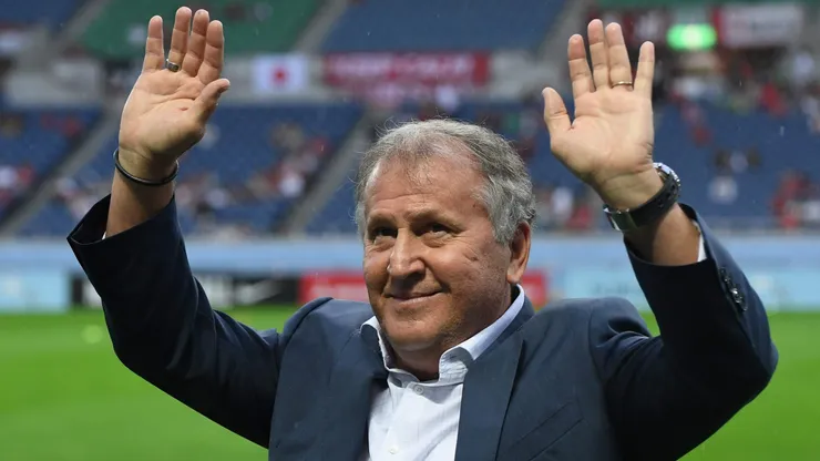 Zico pode ajudar o Flamengo em negociação por Claudinho