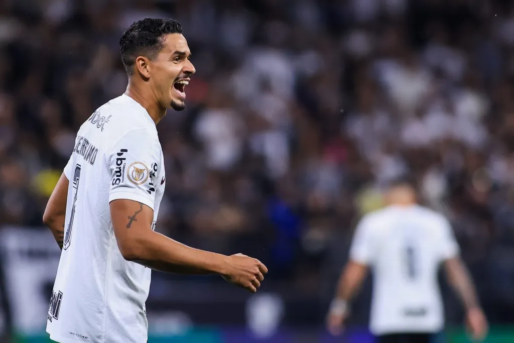 Foto: Marcello Zambrana/AGIF – Corinthians fez oferta para adquirir Lucas Veríssimo