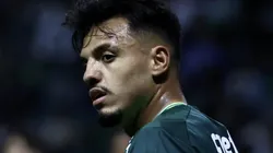 Gabriel Menino caiu de rendimento no Palmeiras e ainda tomou 'alfinetada' de jogador do SPFC - Foto: Marcello Zambrana/AGIF