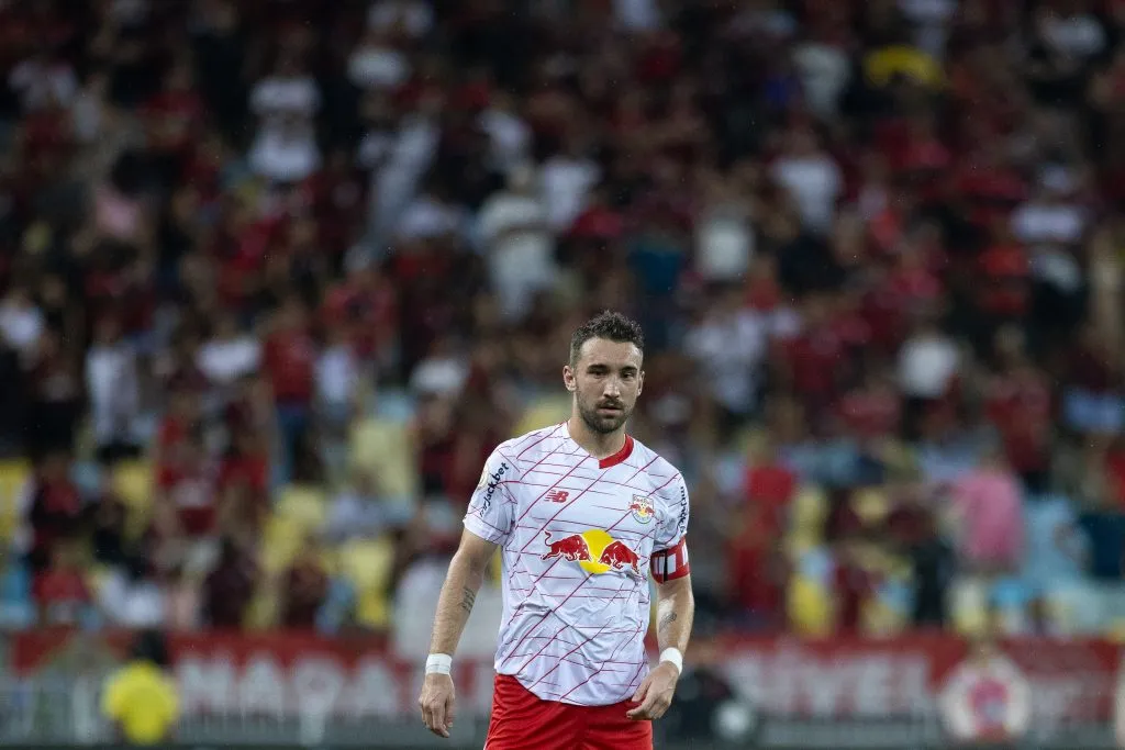 Foto: Fabio Moreira Pinto/AGIF – Negociação do Flamengo por Léo Ortiz ficou complicada