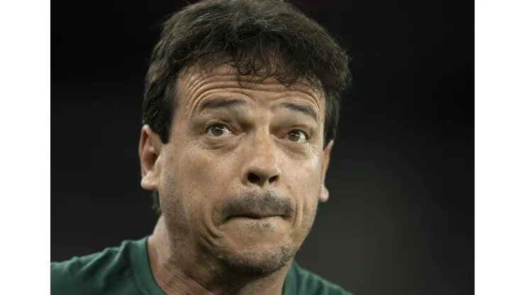 Diniz não vacilou e deve ficar com volante que está na mira do Timão - Foto: Jorge Rodrigues/AGIF