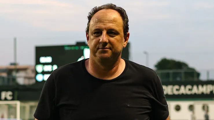 Foto: Gilson Lobo/AGIF - Rogério Ceni fez atitude envolvendo o Santos
