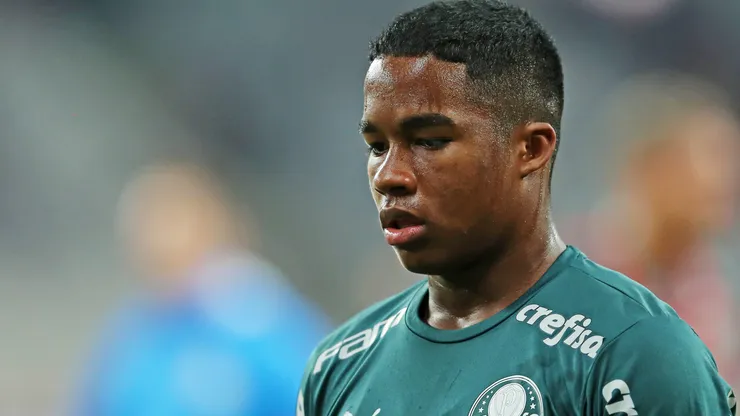 Endrick se tornou embaixador de medicamento proibido pela Wada e pode sofrer punição - Foto: Heuler Andrey/Getty Images