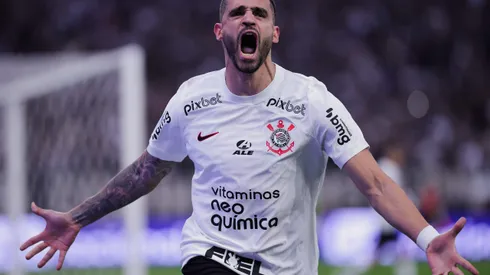 Renato Augusto jogador do Corinthians comemora seu gol durante partida contra o America-MG no estadio Arena Corinthians pelo campeonato Copa do Brasil 2023. Ettore Chiereguini/AGIF