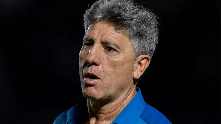 Renato negocia renovação e tem um novo elemento na mesa das conversas - Foto: Thiago Ribeiro/AGIF