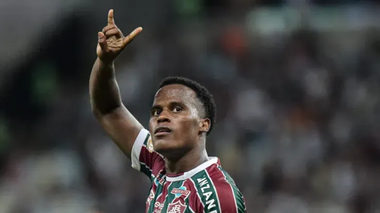 Foto: Thiago Ribeiro/AGIF -John Arias se rende a titular do Flamengo