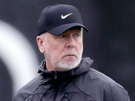 Corinthians encaminha retorno de zagueiro Cria do Terrão para 2024