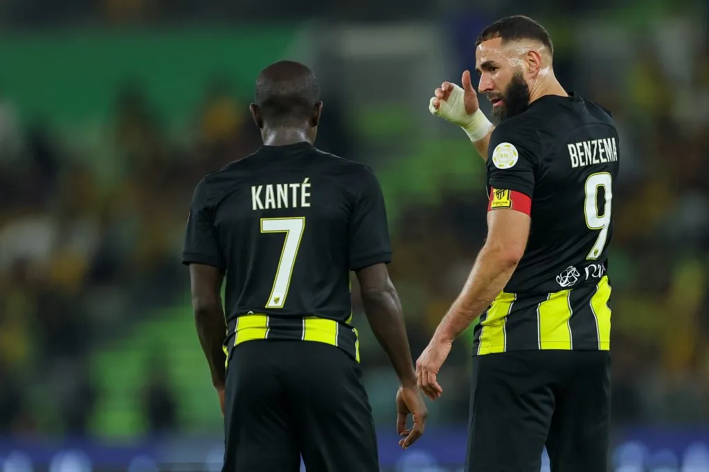 Kante e Karim Benzema do Al Ittihad. (Photo by Yasser Bakhsh/Getty Images)