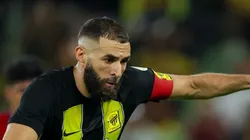Benzema marca em vitória do Al-Ittihad. (Photo by Yasser Bakhsh/Getty Images)