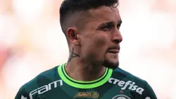 Artur, jogador do Palmeiras, durante partida contra o Corinthians no estadio Arena Corinthians pelo campeonato Brasileiro A 2023. Foto: Ettore Chiereguini/AGIF