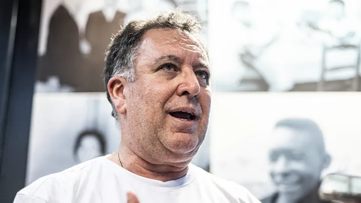 Marcelo Teixeira vem trabalhando nos bastidores buscando a qualificação da equipe para Série B. Fotos: Raul Baretta/ Santos FC.