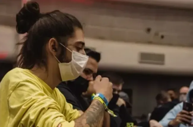 Sean Iazdi (Foto: Reprodução Instagram @SeanIadzi)