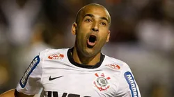 Foto: Agência Corinthians - Fábio Santos revela chegada de Pato e atitude de Sheik