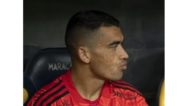 Santos ,goleiro do Flamengo, durante partida contra o Fluminense no estadio Maracana pelo campeonato Carioca 2023. Foto: Jorge Rodrigues/AGIF