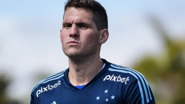 Rafael Cabral é um dos nomes pensados por Marcelo Teixeira para o gol do Peixe em 2024 - Foto: Divulgação/CEC